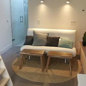 https://apartment-cyclades.utrechthotels.net