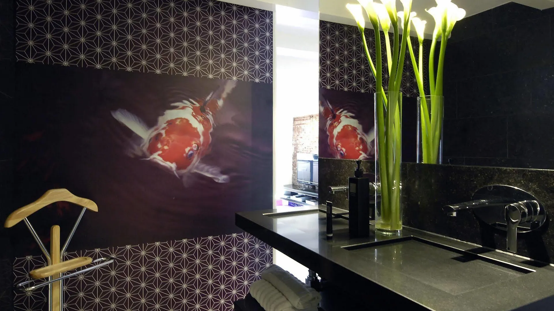 Amsterdam Boutique Apartments 4*,