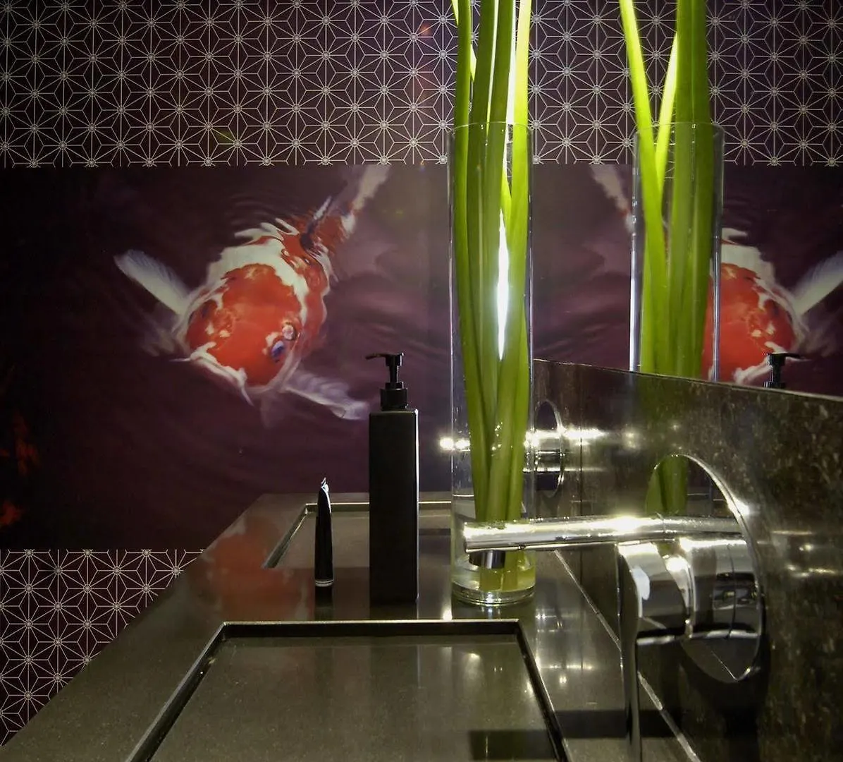 Amsterdam Boutique Apartments 4*,